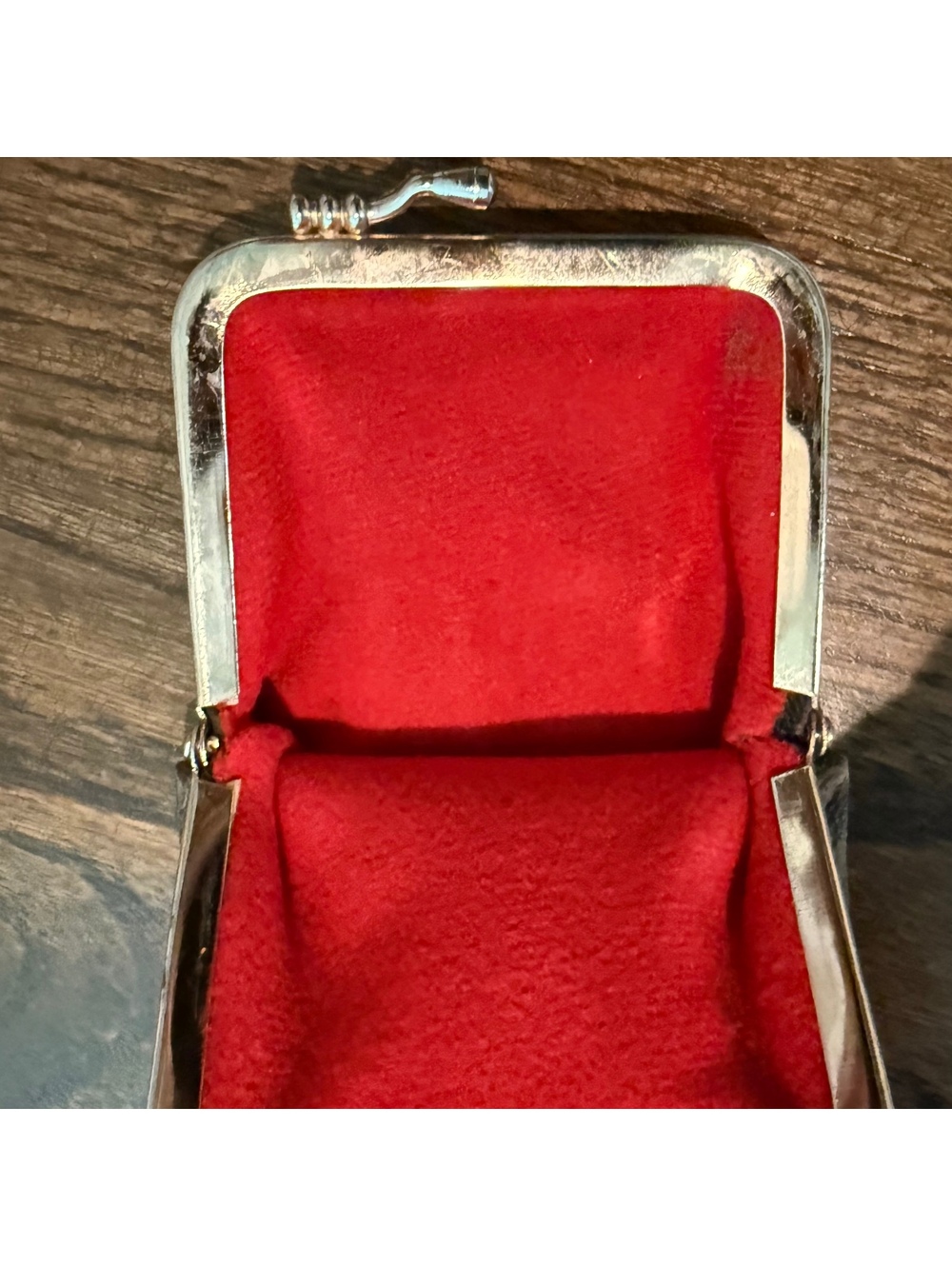 Louis Vuitton Vintage Kiss Lock Eyeglass Cigarette Case - Picture 5 of 6
